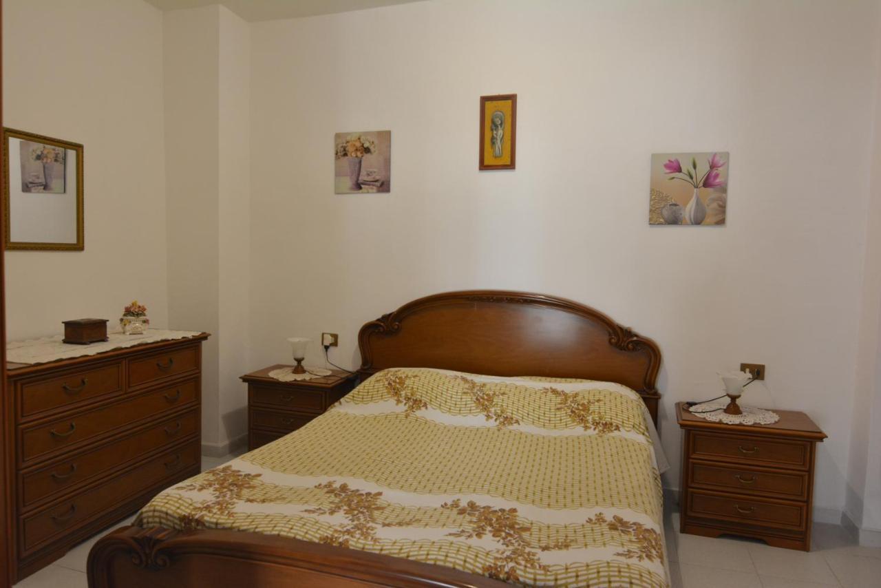 Casa Vacanze I Girasoli Иглесиас Экстерьер фото
