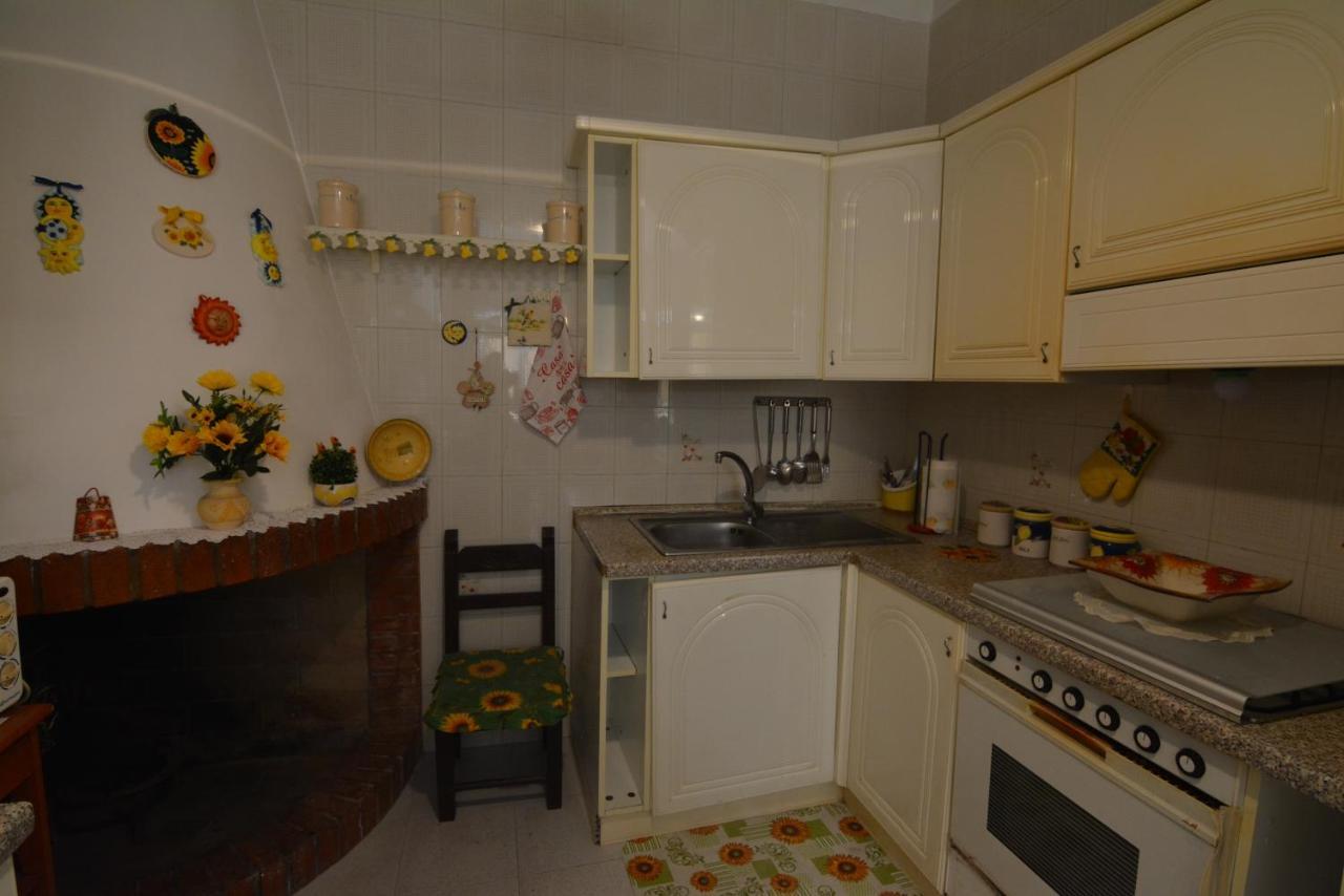 Casa Vacanze I Girasoli Иглесиас Экстерьер фото