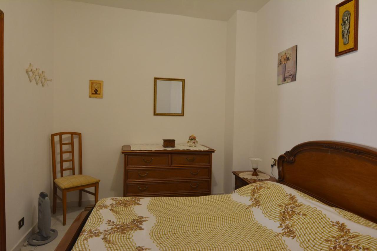 Casa Vacanze I Girasoli Иглесиас Экстерьер фото